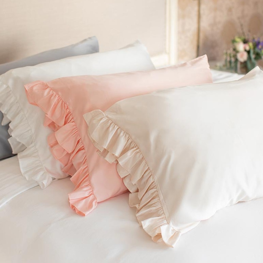 BELLA Sleep & Spa IL FIORE Silky Standard Pillowcase w/Ruffle in Pink or White